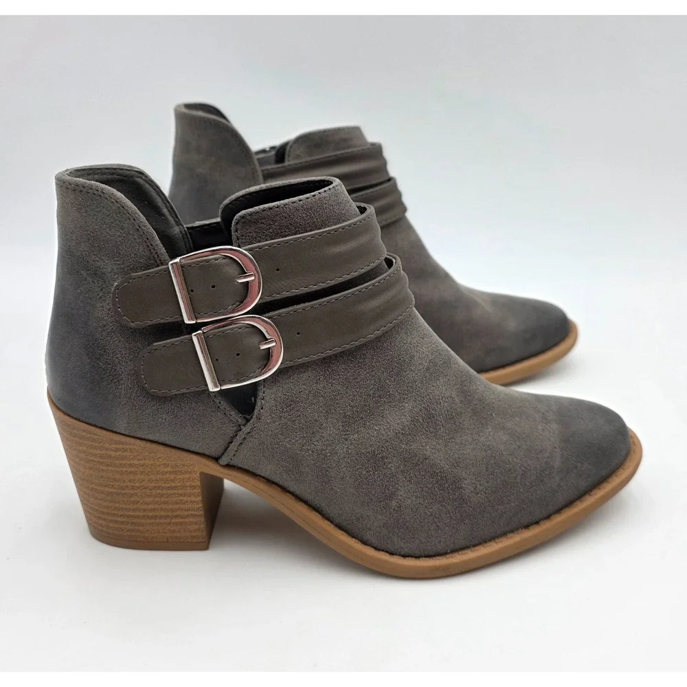 Womens Qupid Booties Size 8.5 Gray New Super Cute